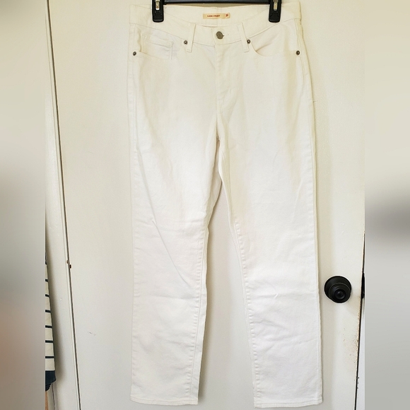 Levi's Womens Classic Straight Denim Jeans NWOT - Picture 2 of 7